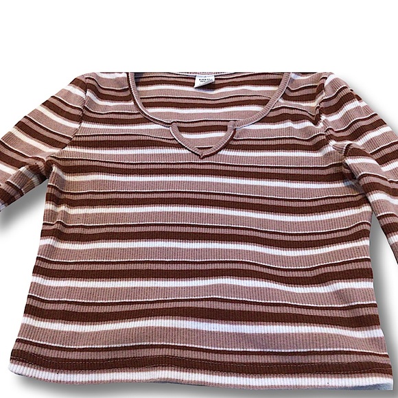 Teen Girl Striped Print Notched Tee - Picture 4 of 4